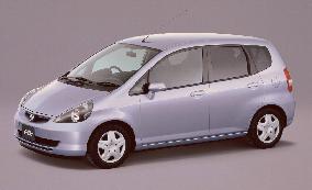Honda Fit named 2001-2002 Car of the Year Japan